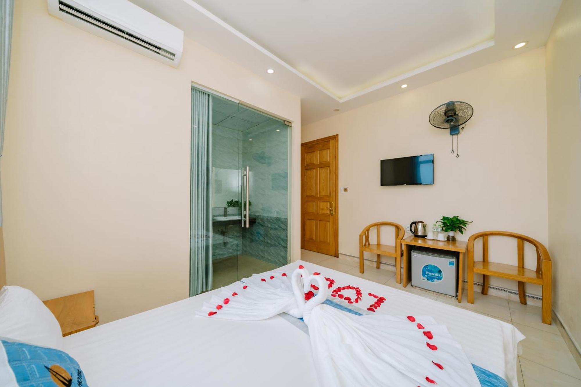 Lang Chai Hotel Cat Ba Dong Khe Sau Exterior photo