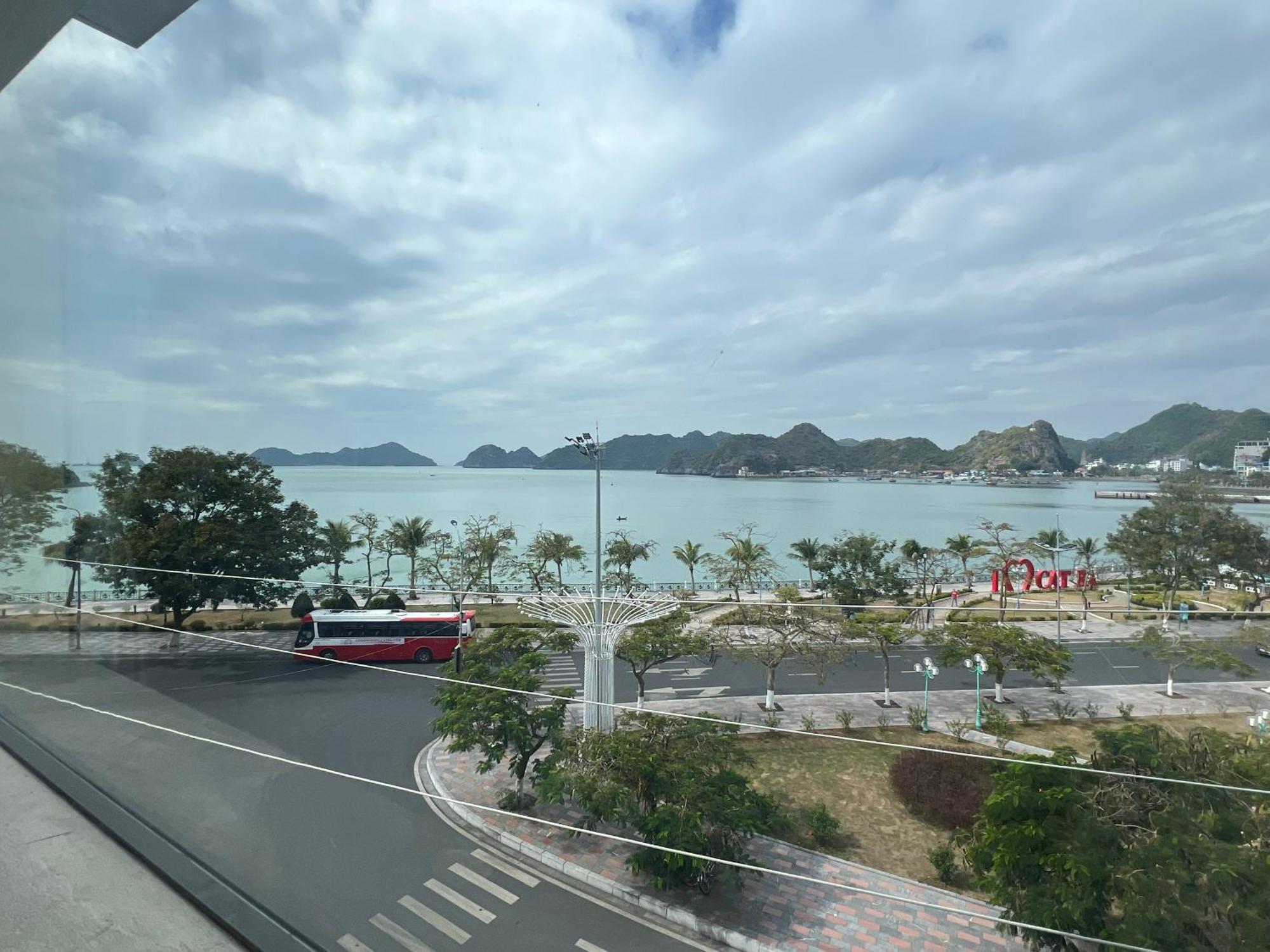 Lang Chai Hotel Cat Ba Dong Khe Sau Exterior photo